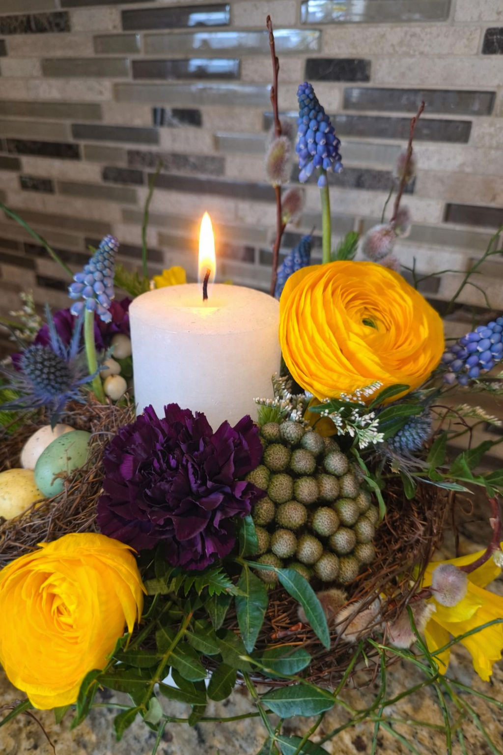 HOP, SIP & BLOOM
EASTER FLORAL WORKSHOP